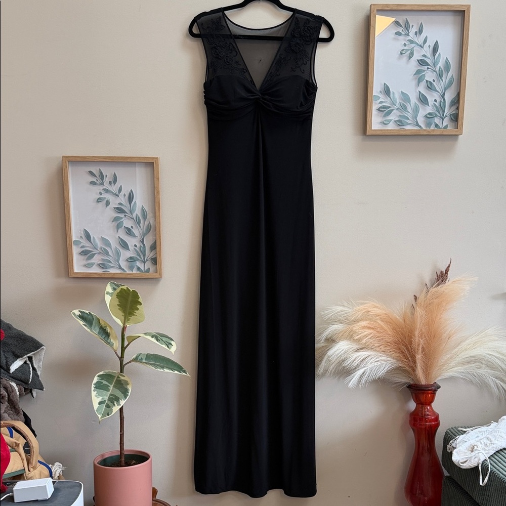 Laundry By Shelli Segal Black Maxi Dress with Sheer Lace Yoke - Picture 2 of 5